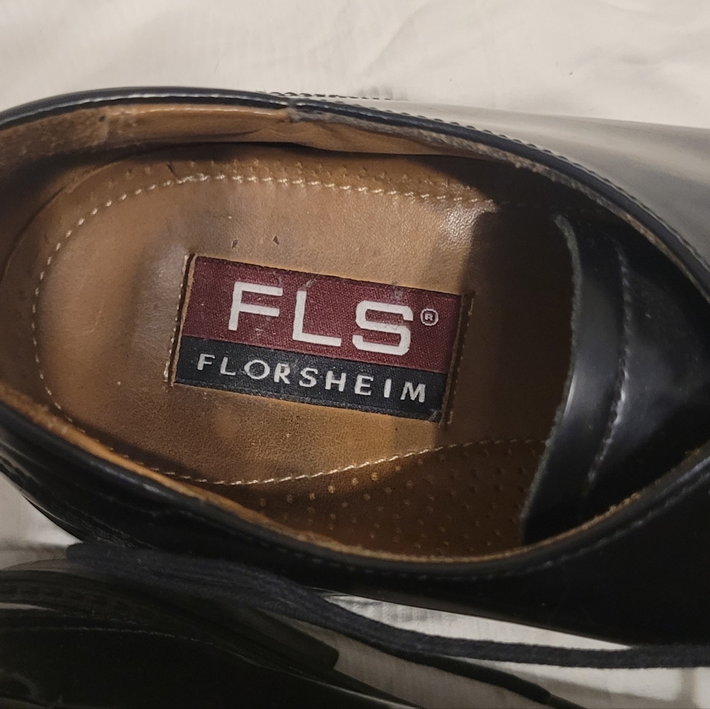 Black Florsheim Oxford size 10E